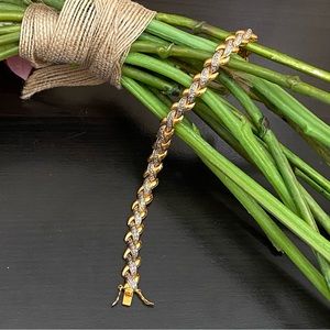 PAJ BR China Gold-tone Diamond Illusion Box Clasp Double Prong X Link Bracelet